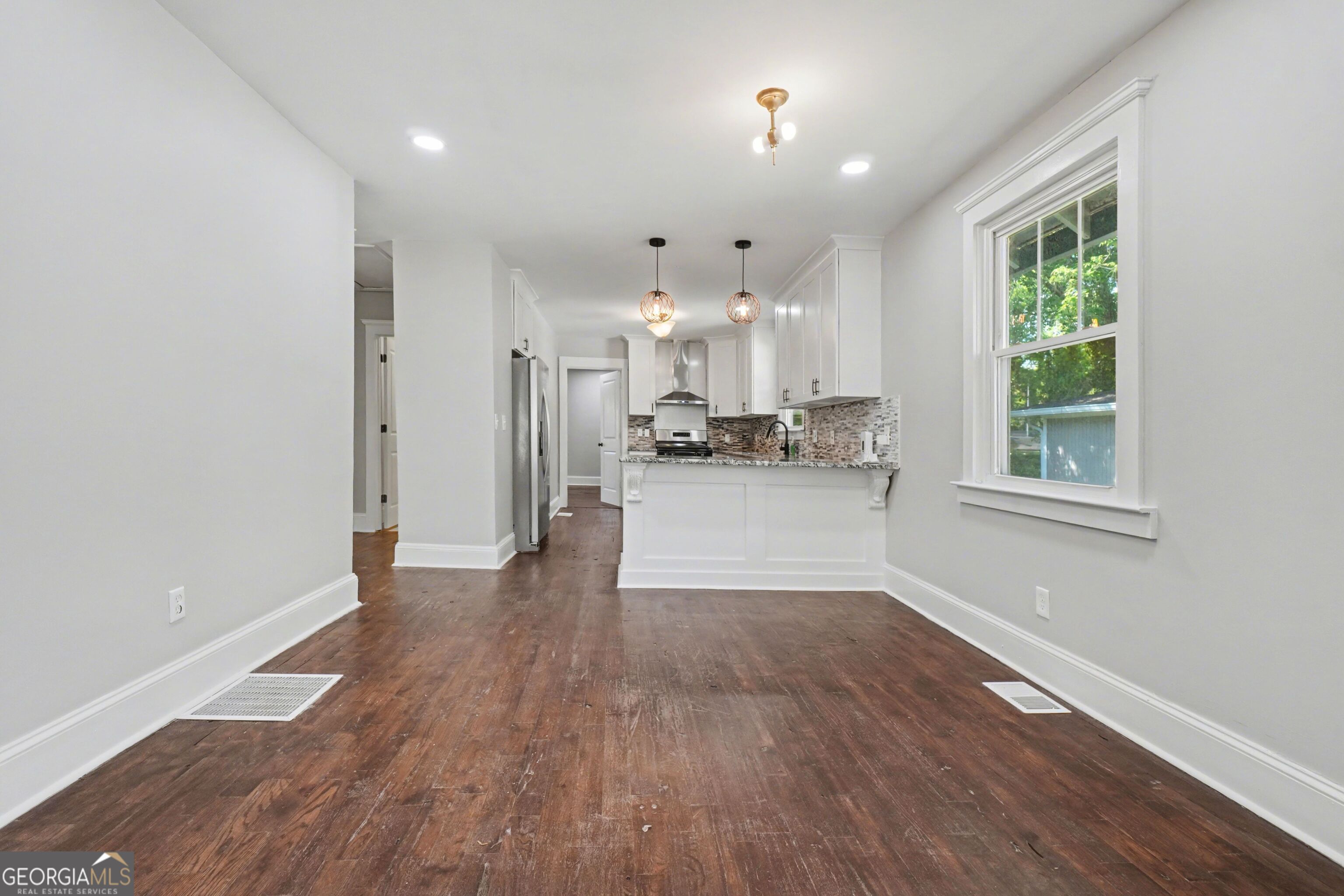 1164 Sells Avenue Southwest Atlanta, GA 30310 - Photo 12 of 32