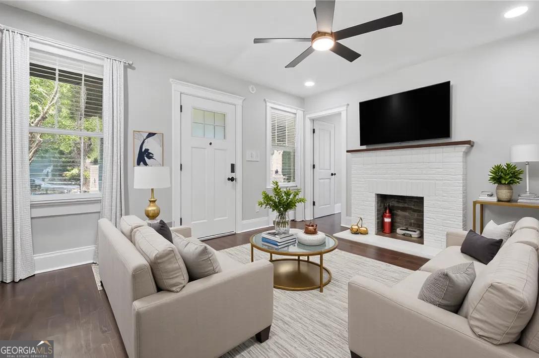 1164 Sells Avenue Southwest Atlanta, GA 30310 - Photo 7 of 32