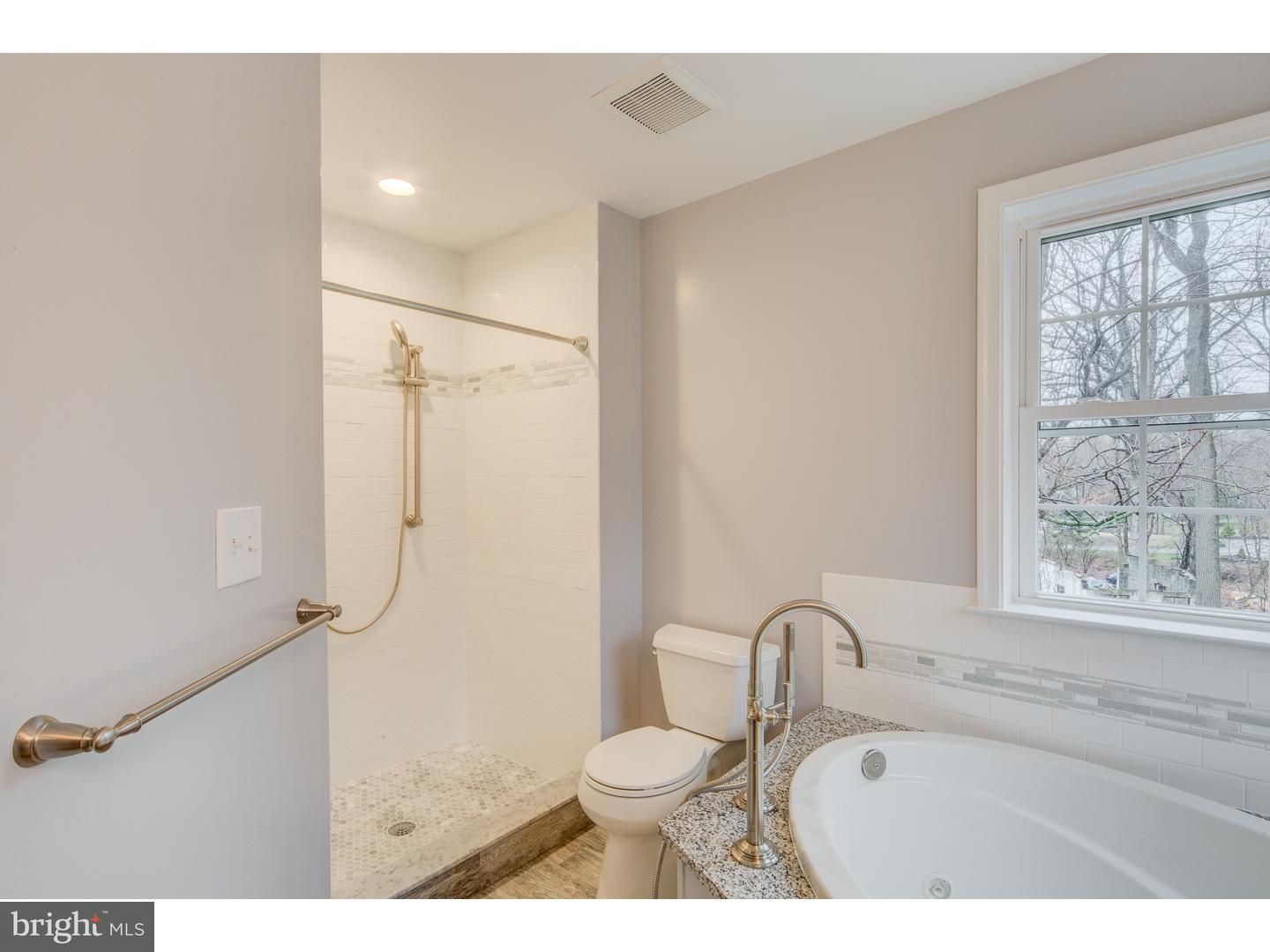 463 Hartford Road Mount Laurel, NJ 08054 - Photo 17 of 25 Gallery Image 17