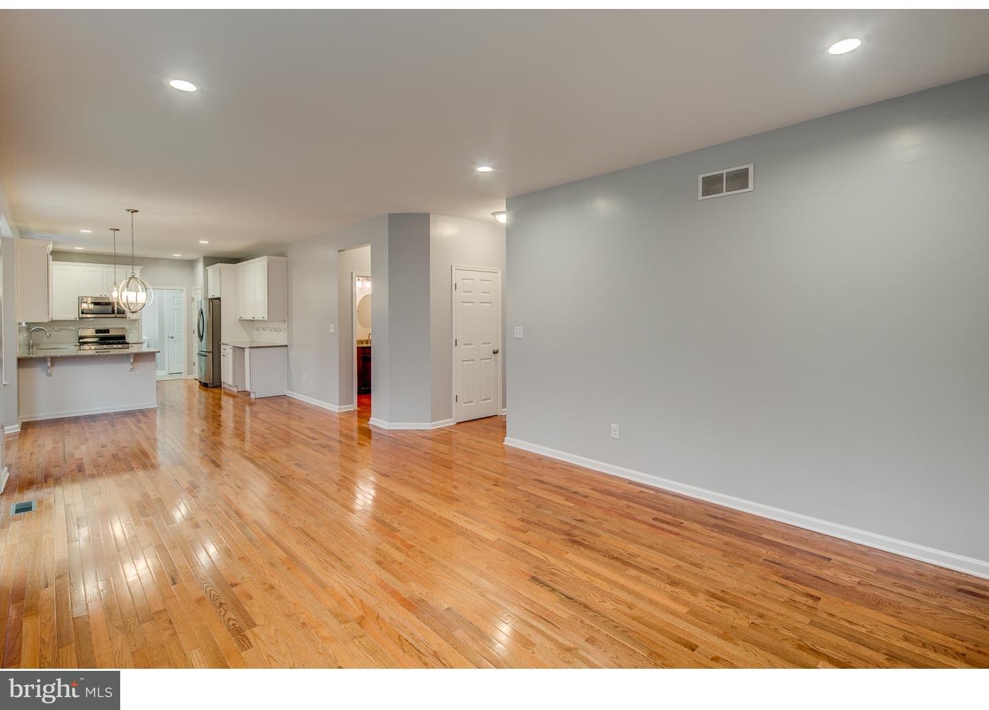 463 Hartford Road Mount Laurel, NJ 08054 - Photo 4 of 25 Gallery Image 4