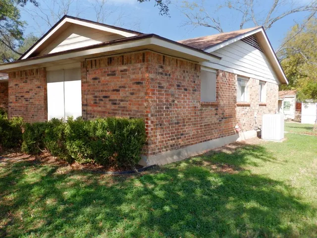 $398,700 | 5418 Fairmont Circle, Austin, TX 78745