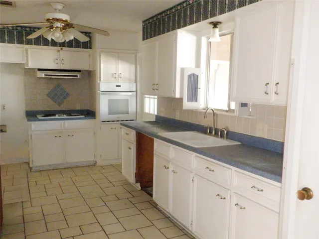 $398,700 | 5418 Fairmont Circle, Austin, TX 78745