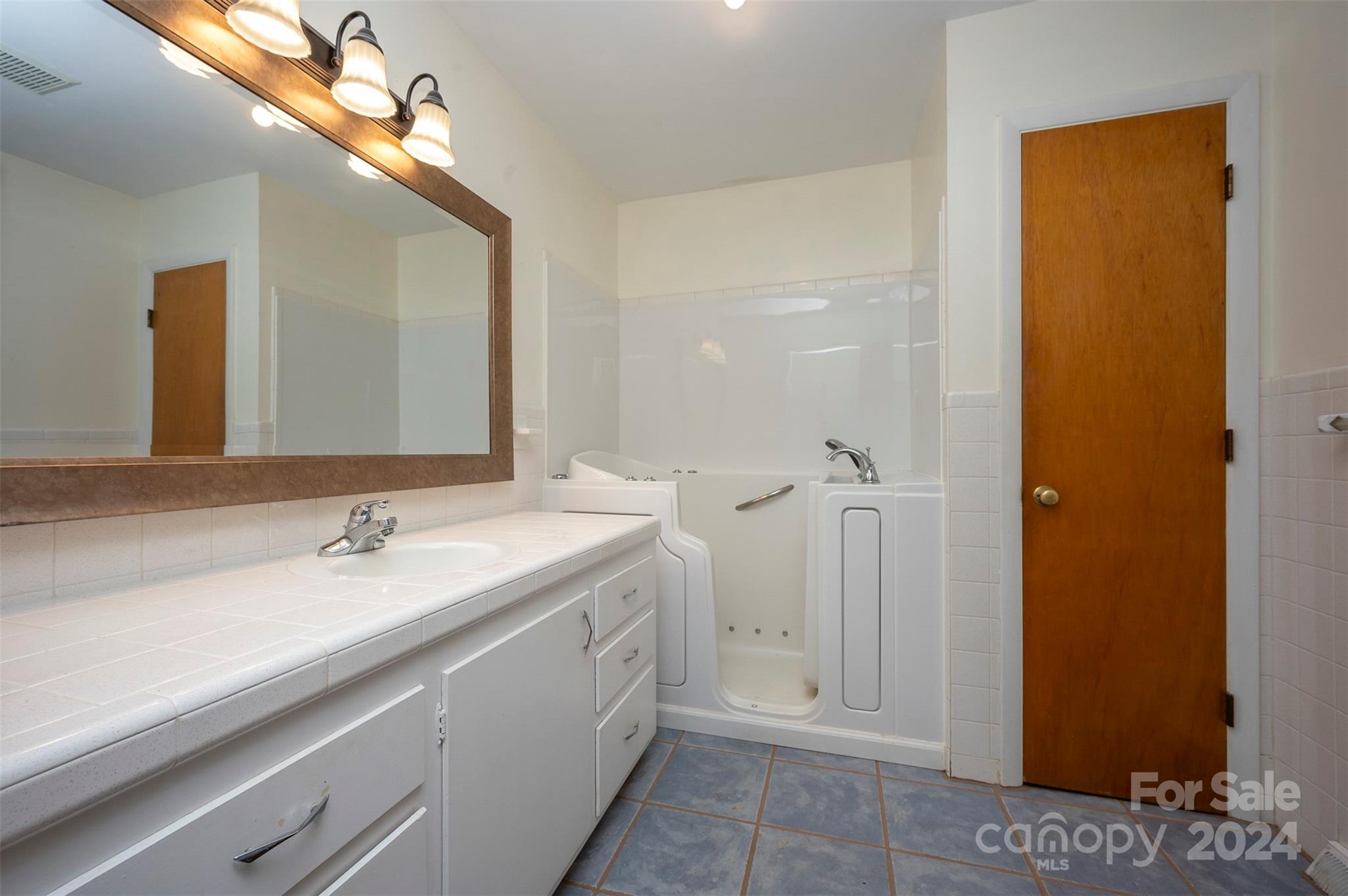 787 Shiloh Road Forest City, NC 28043 - Photo 20 of 41 Gallery Image 20