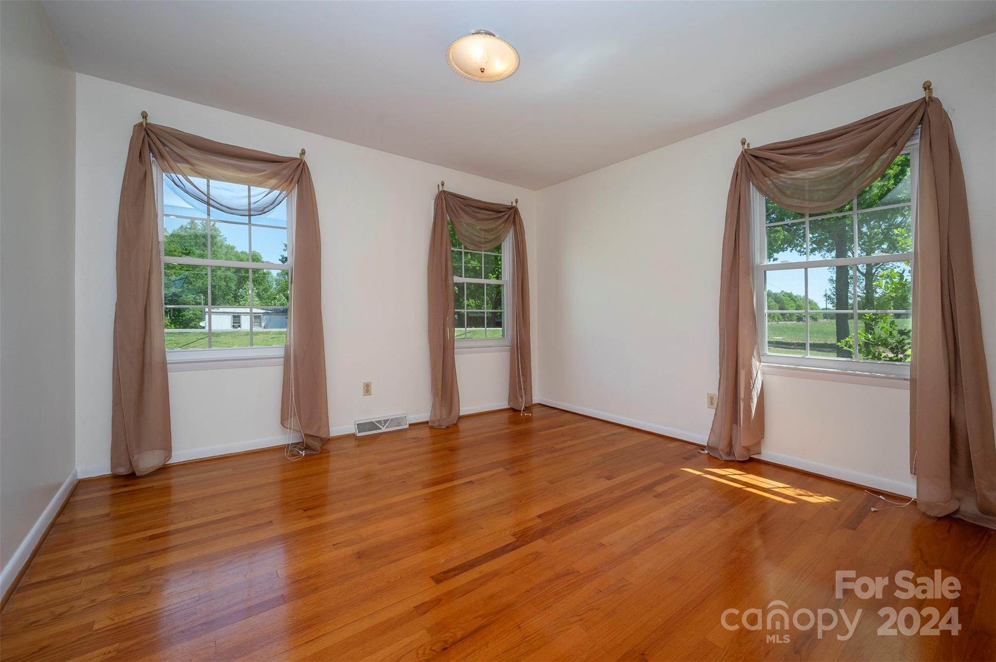 787 Shiloh Road Forest City, NC 28043 - Photo 24 of 41 Gallery Image 24
