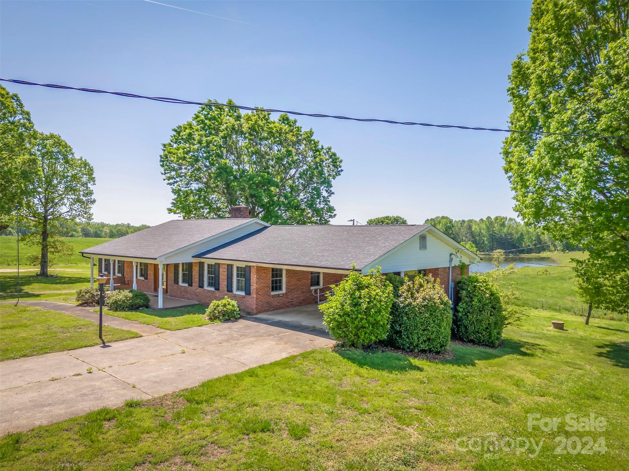 787 Shiloh Road Forest City, NC 28043 - Photo 5 of 41 Gallery Image 5