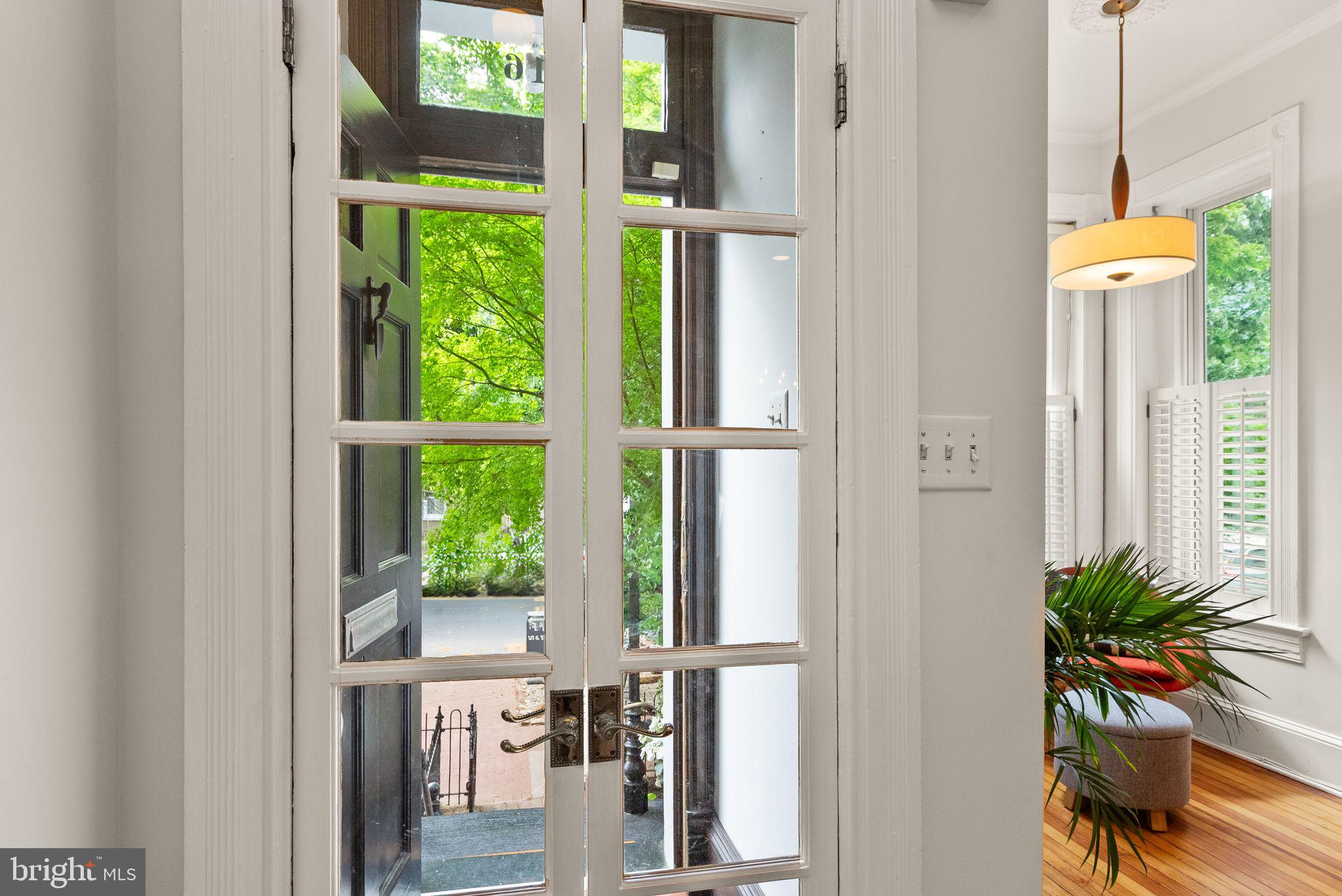 116 5th Street Southeast Washington, DC 20003 - Photo 10 of 59 Gallery Image 10