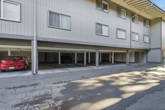 a close up view of washer and dryer