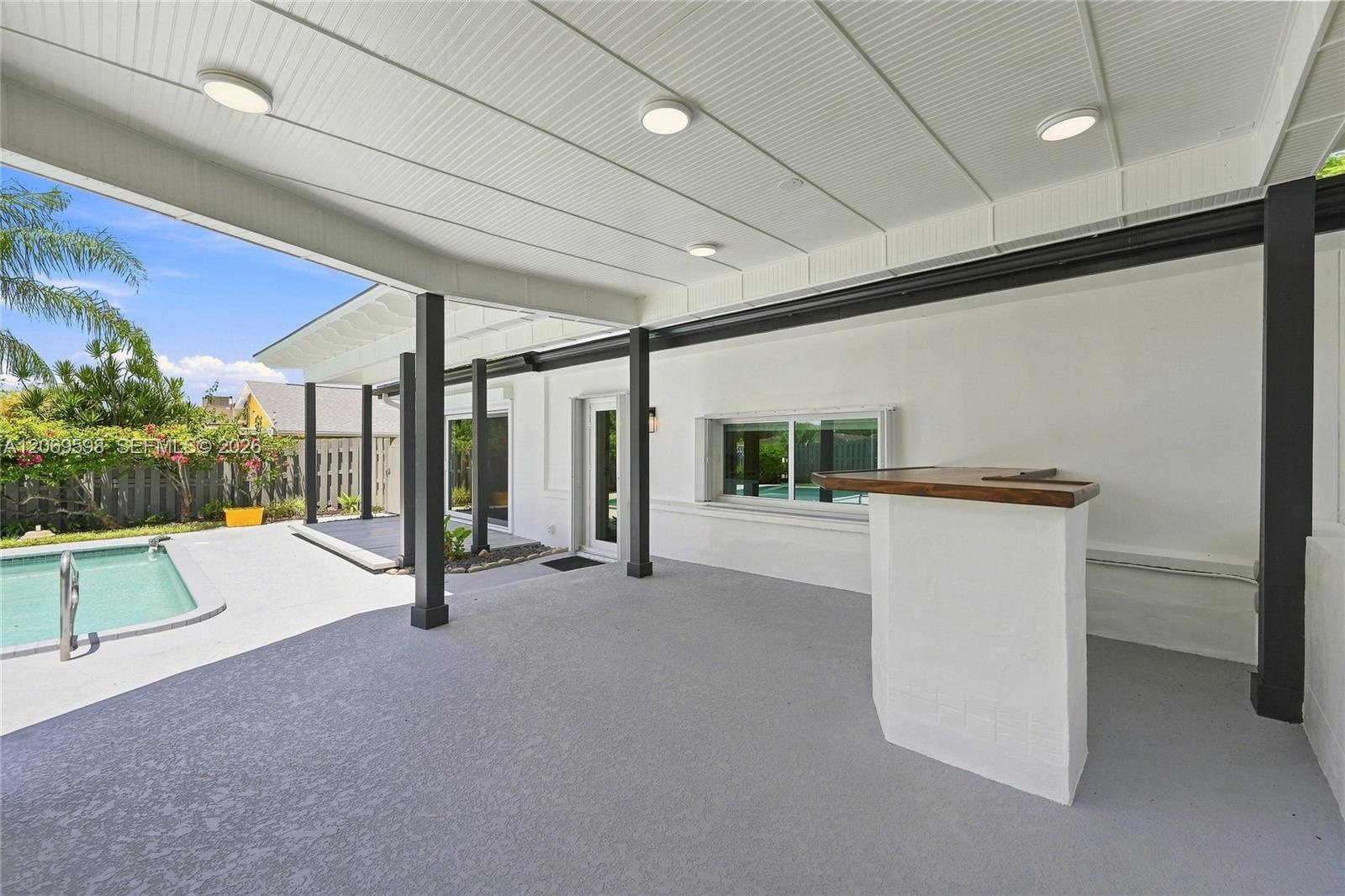 450 Southwest 1st Street Boca Raton, FL 33432 - Photo 16 of 42 Gallery Image 16