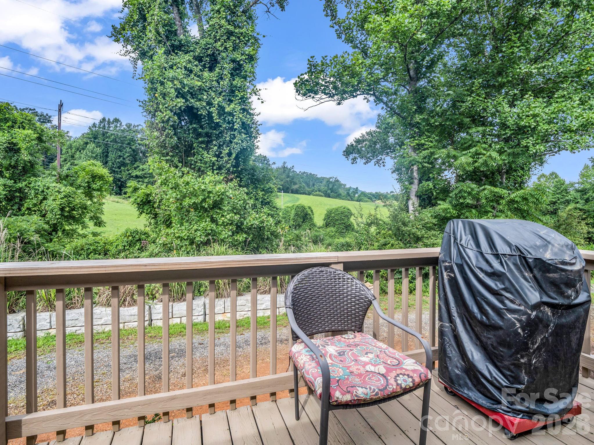 144 Clayton Road Arden, NC 28704 - Photo 6 of 30 Gallery Image 6
