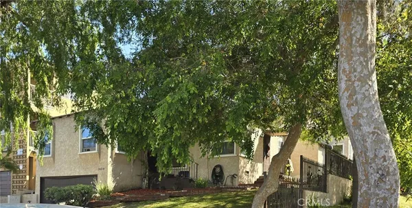 $1,125,000 | 1830 Stanley Avenue, Signal Hill, CA 90755