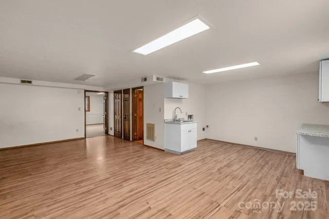 $350,000 | 304 West Street, Kershaw, SC 29067