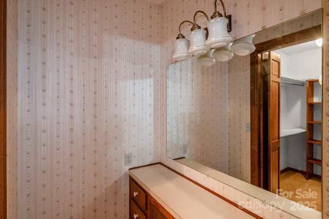 $350,000 | 304 West Street, Kershaw, SC 29067