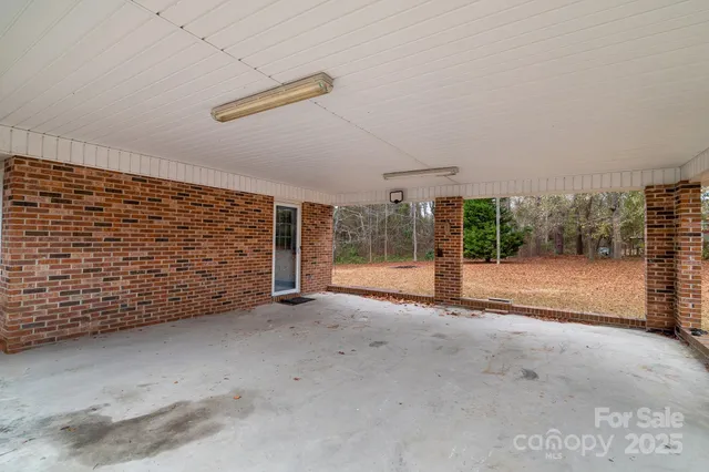 $350,000 | 304 West Street, Kershaw, SC 29067