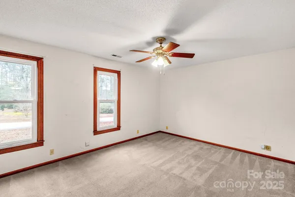 $345,000 | 304 West Street, Kershaw, SC 29067
