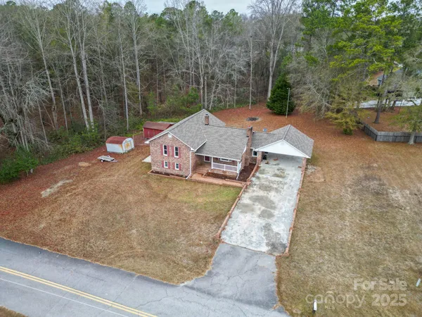 $345,000 | 304 West Street, Kershaw, SC 29067
