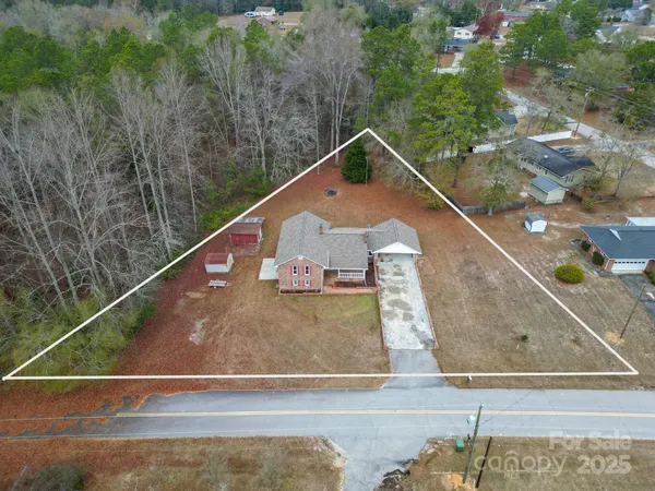 $345,000 | 304 West Street, Kershaw, SC 29067