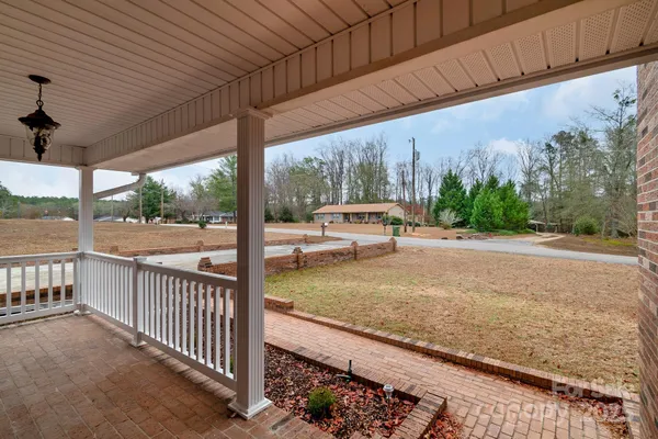 $345,000 | 304 West Street, Kershaw, SC 29067