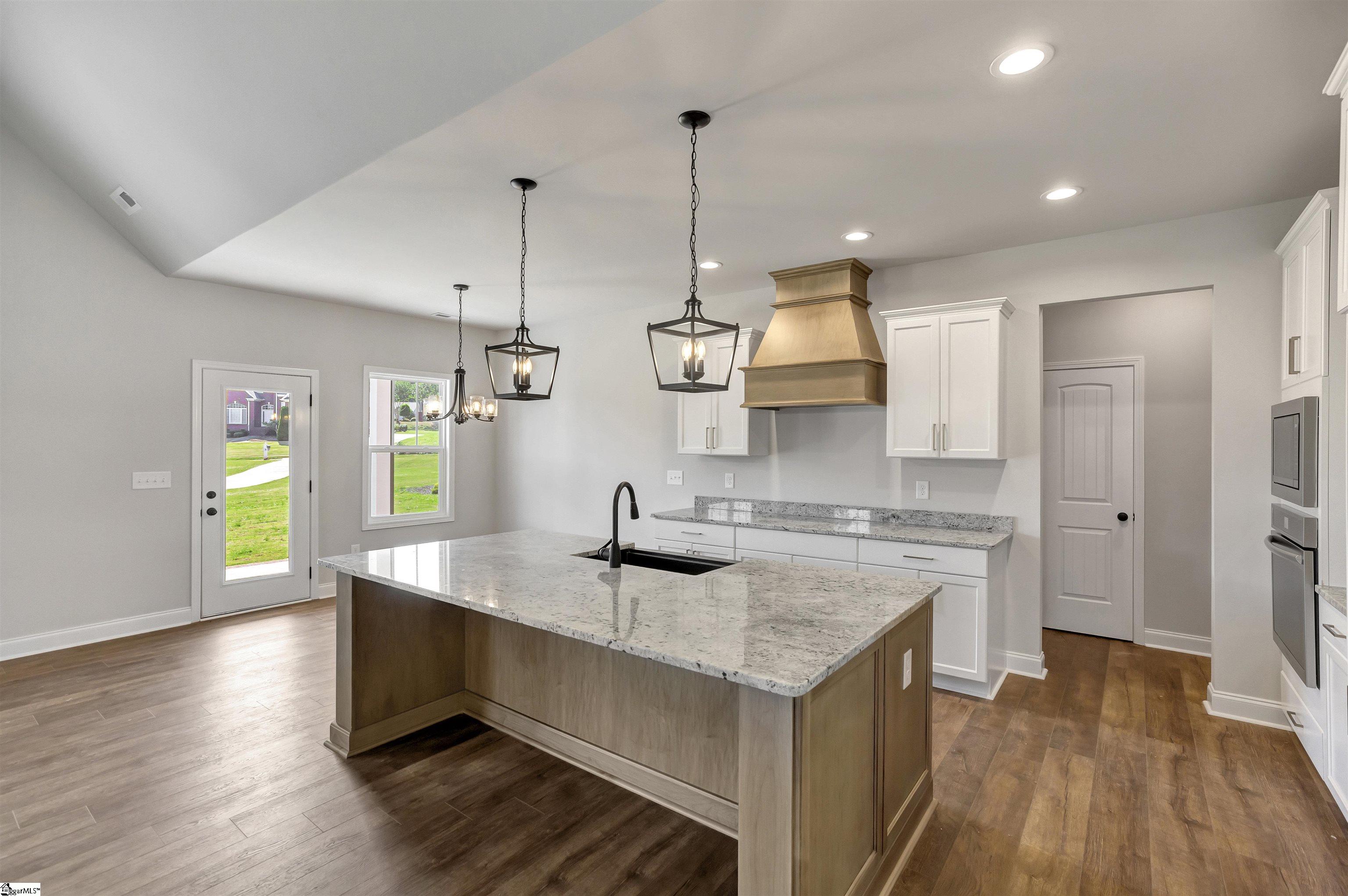 108 Bonaire Point Anderson, SC 29621 - Photo 10 of 36