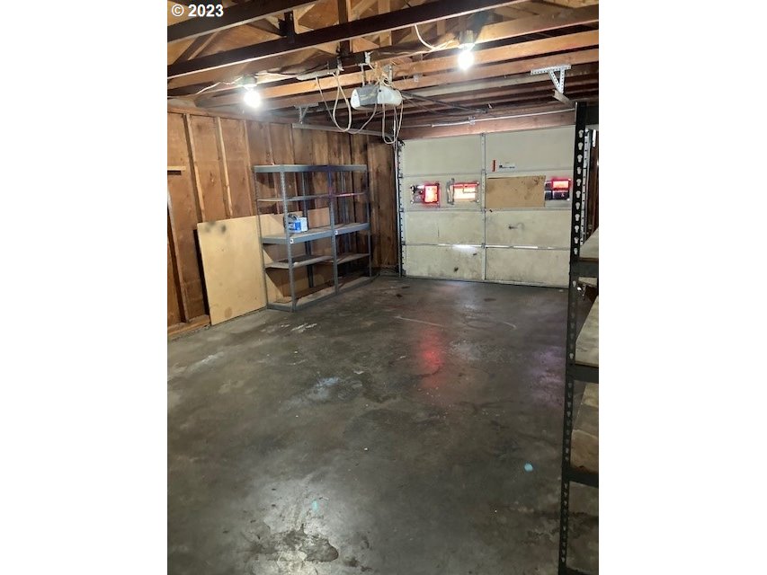 605 Southwest Nye Avenue Pendleton, OR 97801 - Photo 25 of 36 a view of storage and utility room