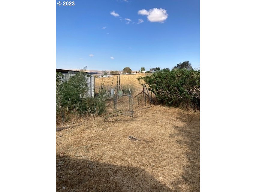 605 Southwest Nye Avenue Pendleton, OR 97801 - Photo 36 of 36 a view of roof view