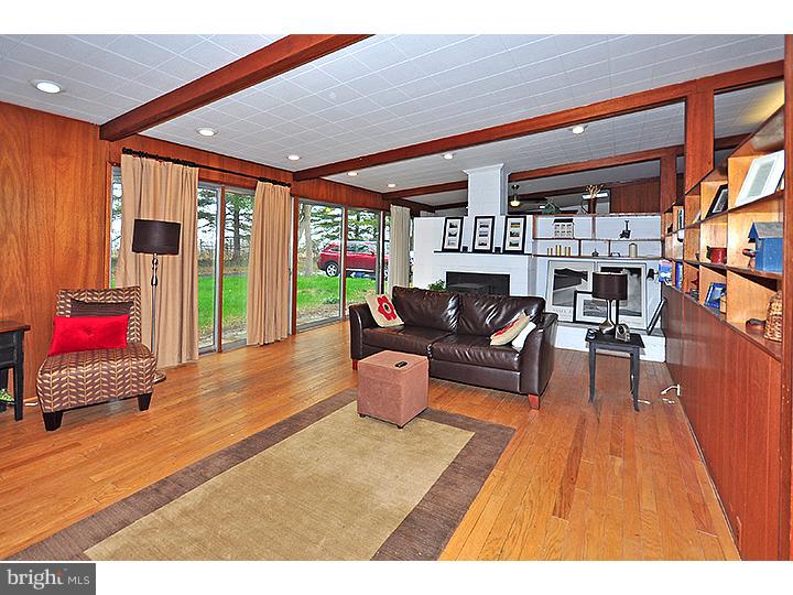 9 Titus Mill Road Pennington, NJ 08534 - Photo 4 of 19
