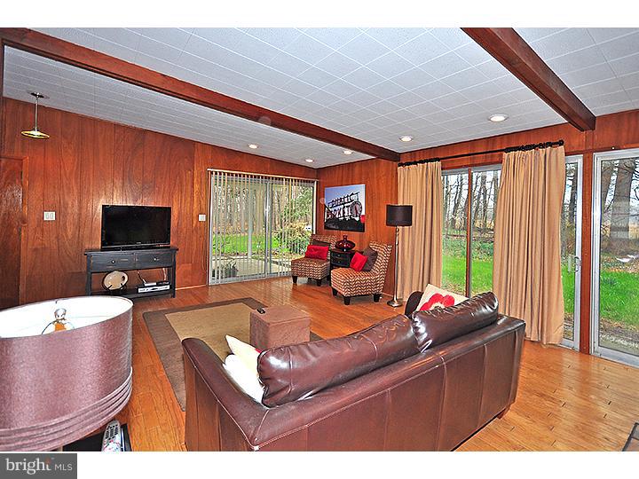 9 Titus Mill Road Pennington, NJ 08534 - Photo 6 of 19