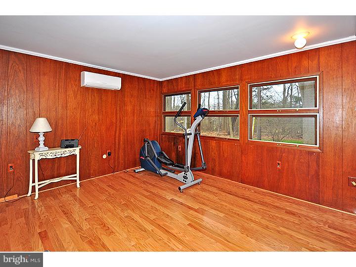 9 Titus Mill Road Pennington, NJ 08534 - Photo 7 of 19