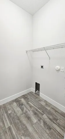 a view of a room with an empty space