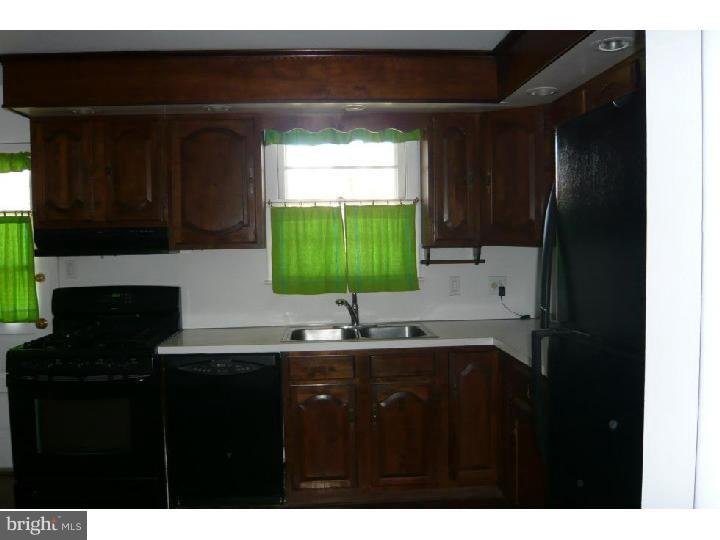1204 Evergreen Road Wilmington, DE 19803 - Photo 9 of 24 Kitchen