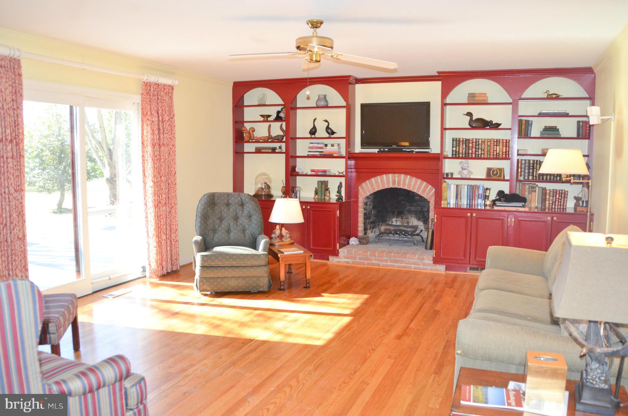 28021 Waverly Road Easton, MD 21601 - Photo 13 of 30 Family Room