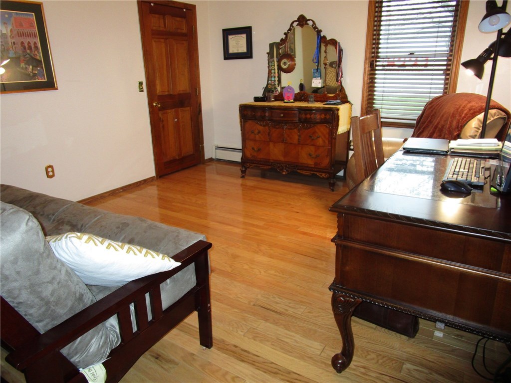 61 Fox Run Cranston, RI 02921 - Photo 17 of 35 Gallery Image 17
