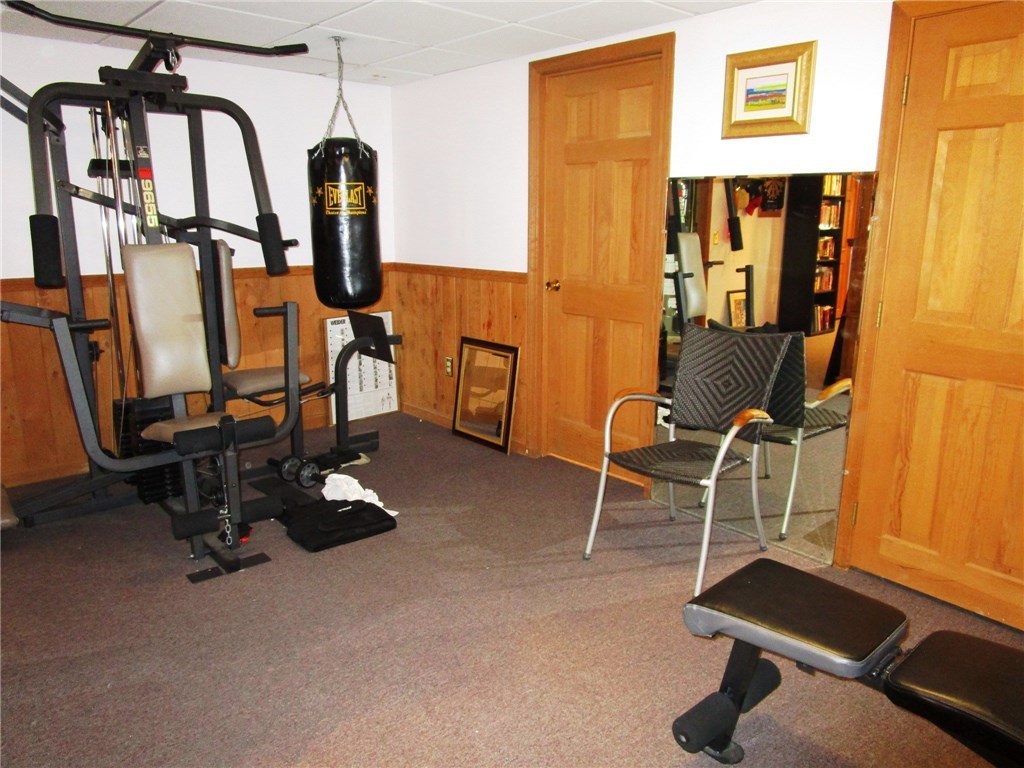 61 Fox Run Cranston, RI 02921 - Photo 24 of 35 Gallery Image 24