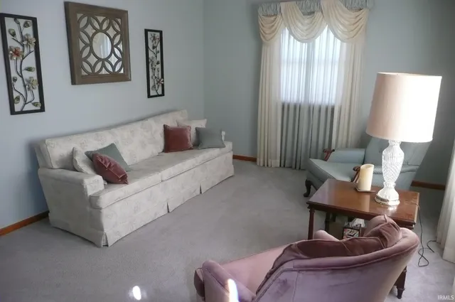 $215,000 | 2204 Milburn Boulevard, Mishawaka, IN 46544