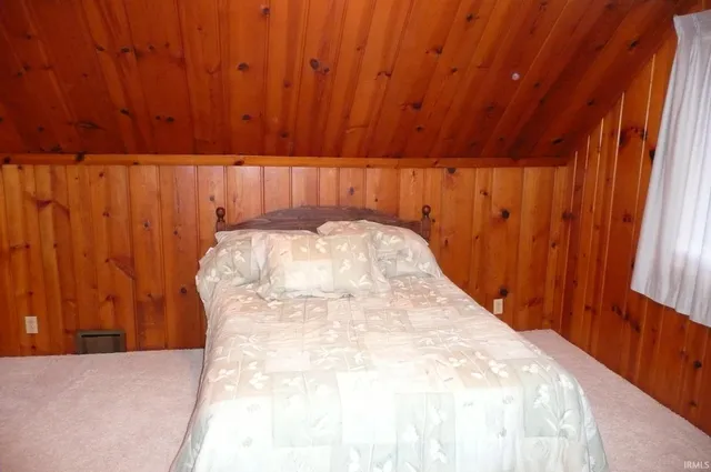 $215,000 | 2204 Milburn Boulevard, Mishawaka, IN 46544