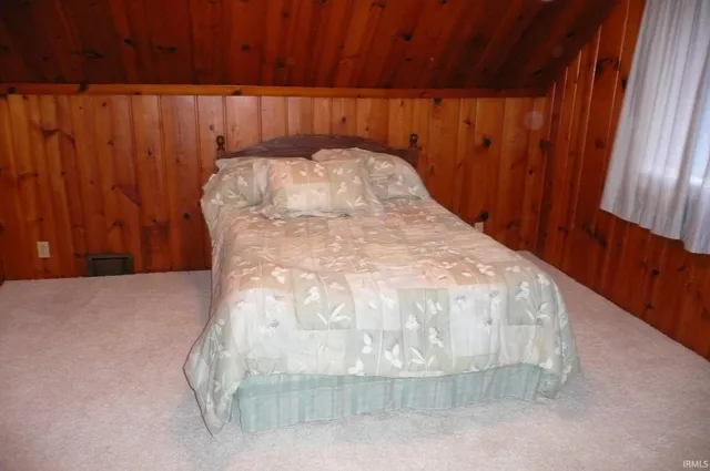 $215,000 | 2204 Milburn Boulevard, Mishawaka, IN 46544