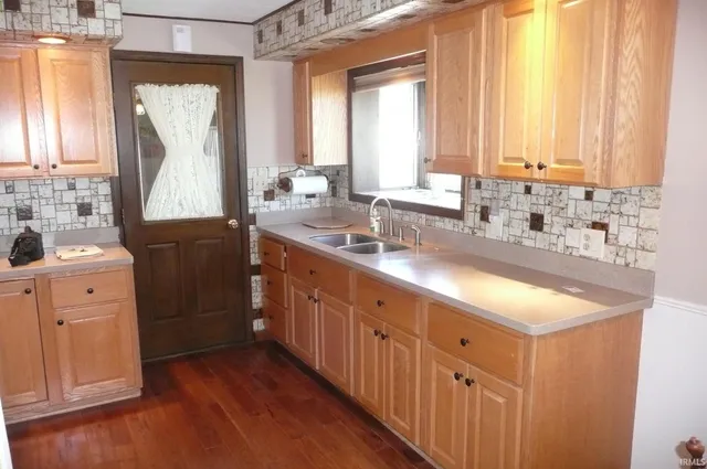 $215,000 | 2204 Milburn Boulevard, Mishawaka, IN 46544