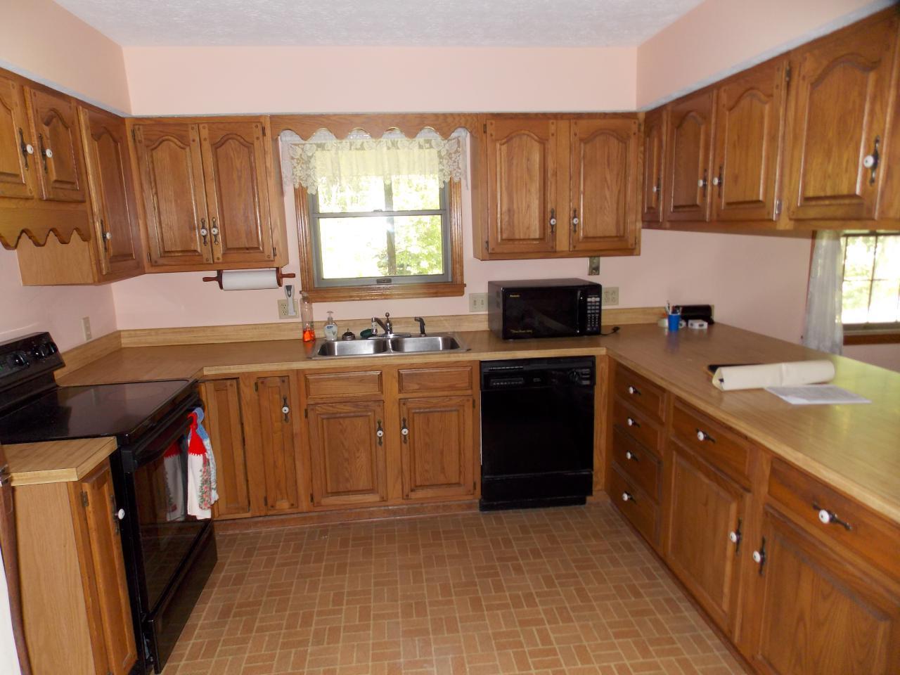 7377 Lewis Center Road Galena, OH 43021 - Photo 13 of 24 Gallery Image 13