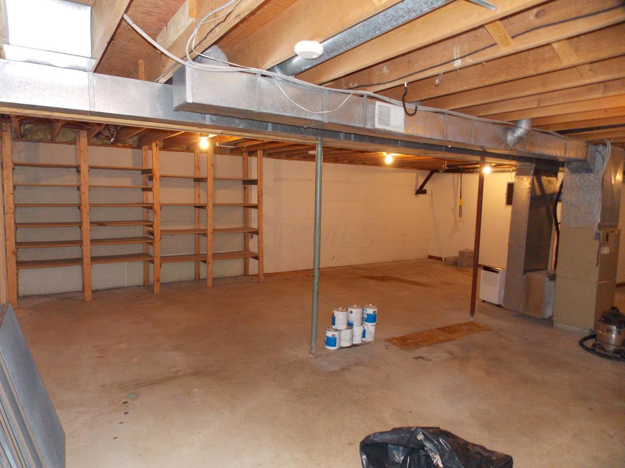 7377 Lewis Center Road Galena, OH 43021 - Photo 18 of 24 Gallery Image 18
