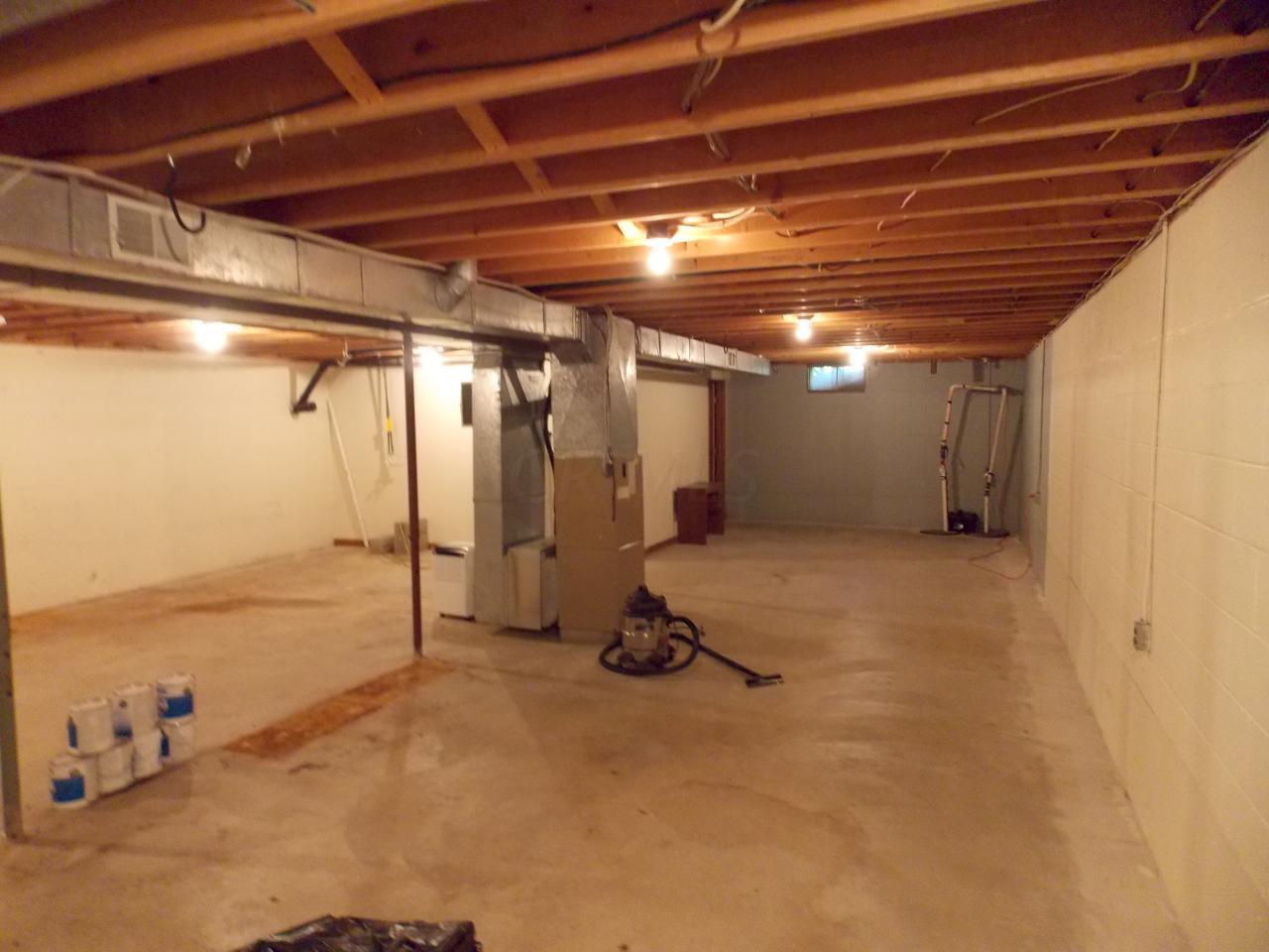 7377 Lewis Center Road Galena, OH 43021 - Photo 19 of 24 Gallery Image 19