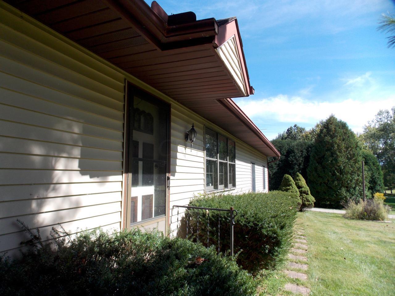 7377 Lewis Center Road Galena, OH 43021 - Photo 6 of 24 Gallery Image 6