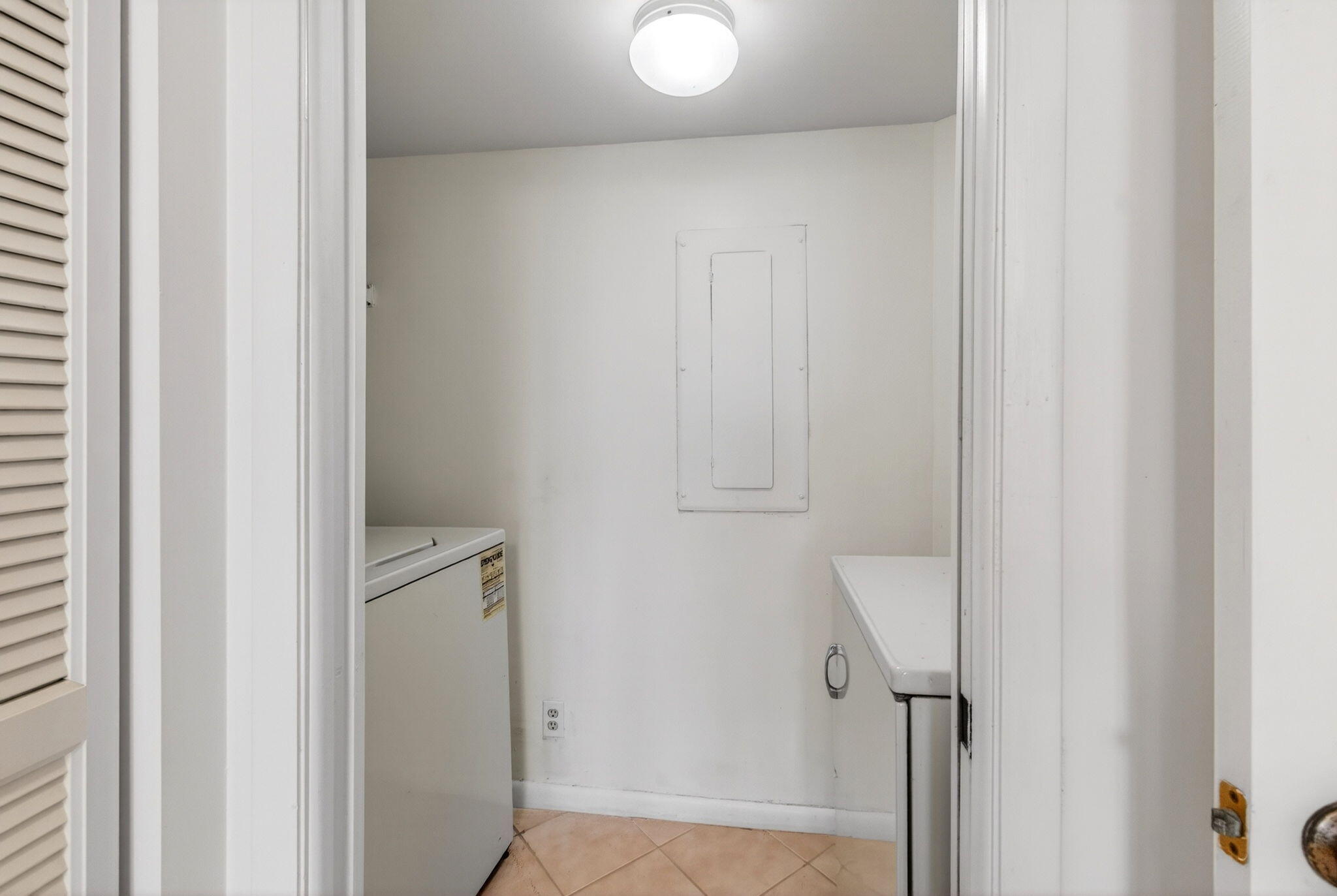 4201 North Ocean Boulevard, Unit C 307 Boca Raton, FL 33431 - Photo 14 of 31 Laundry in Unit