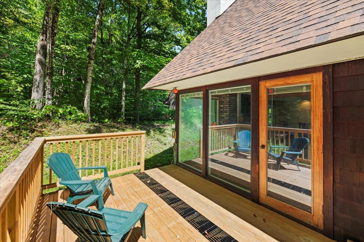 20 Maple Beech Road, Unit 20 Winhall, VT 05340 - Photo 2 of 30