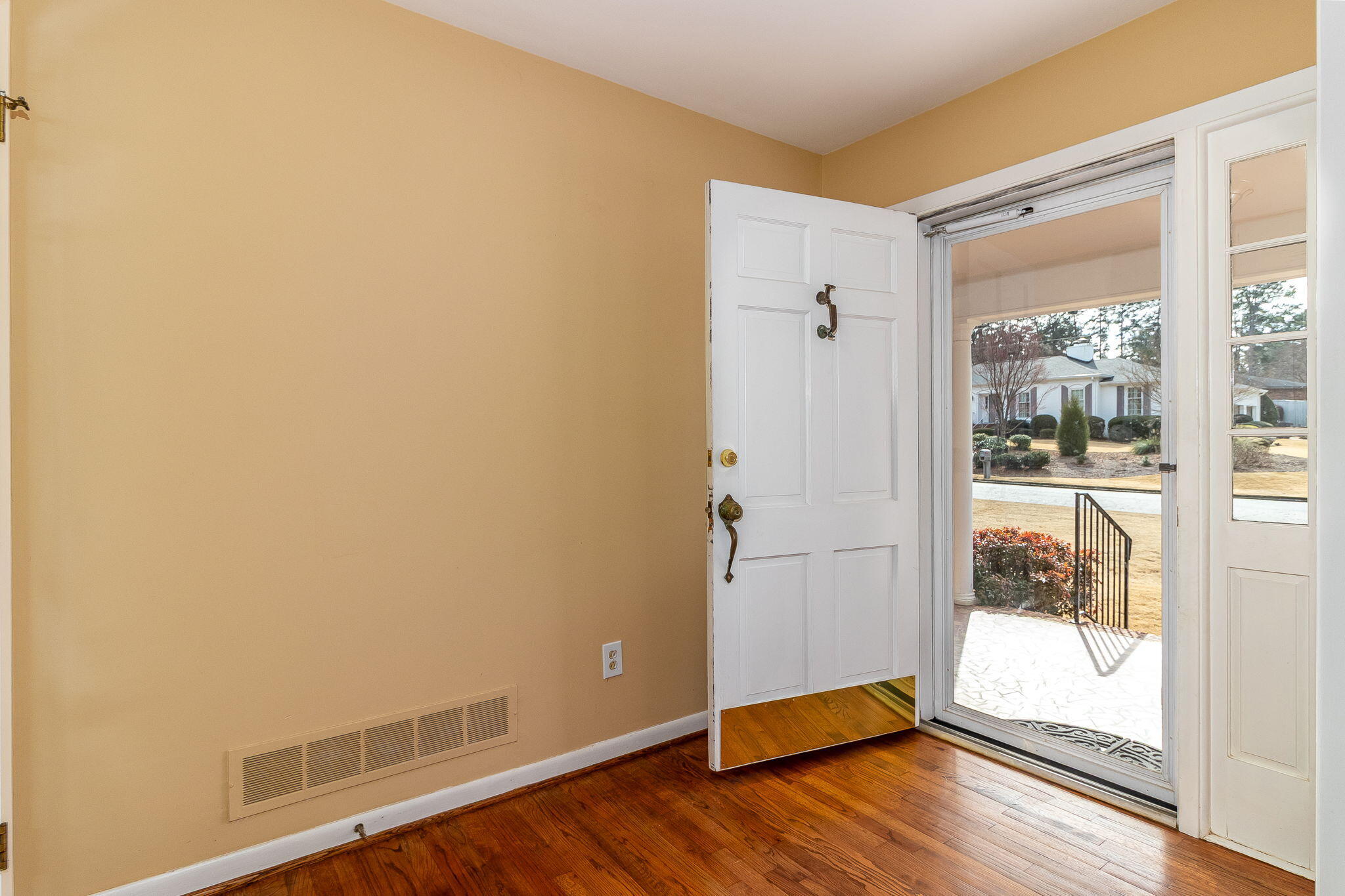 3129 Ramsgate Road Augusta, GA 30909 - Photo 9 of 55 Welcome Home!