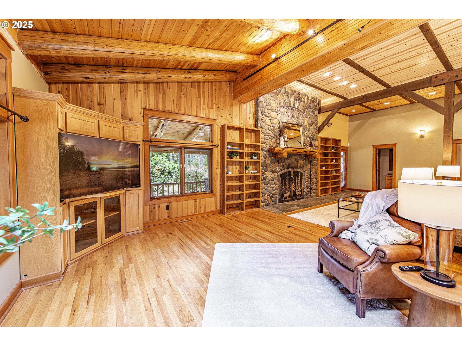 40365 Tonga Lane Springfield, OR 97478 - Photo 12 of 48