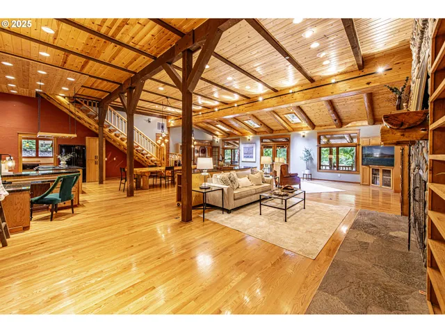 $1,450,000 | 40365 Tonga Lane, Springfield, OR 97478