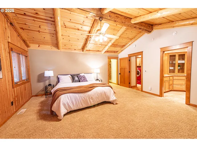 $1,450,000 | 40365 Tonga Lane, Springfield, OR 97478