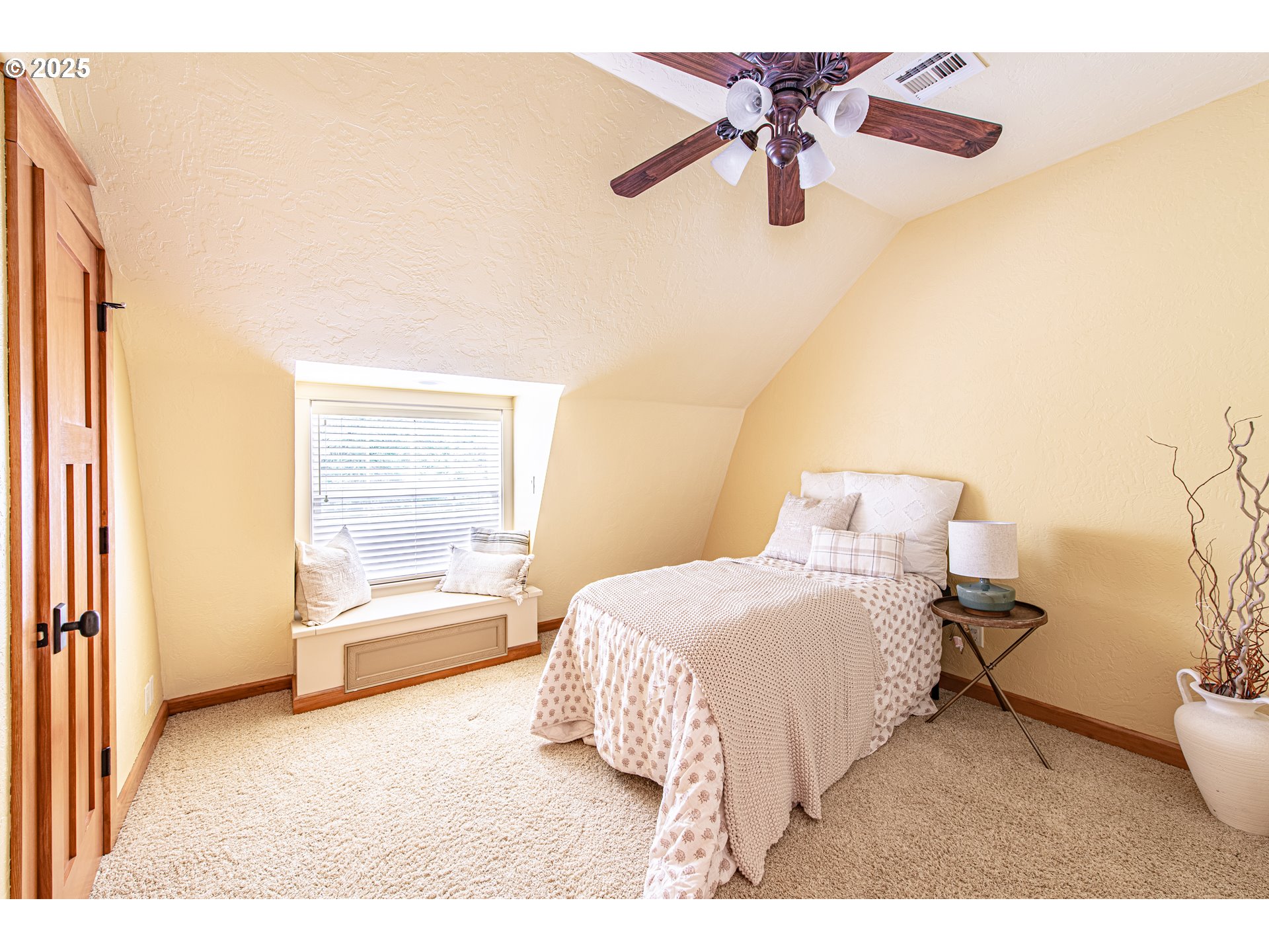 40365 Tonga Lane Springfield, OR 97478 - Photo 32 of 48