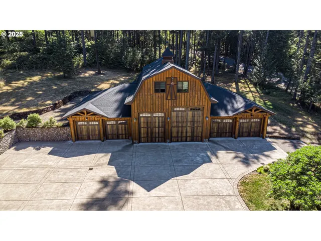 $1,450,000 | 40365 Tonga Lane, Springfield, OR 97478
