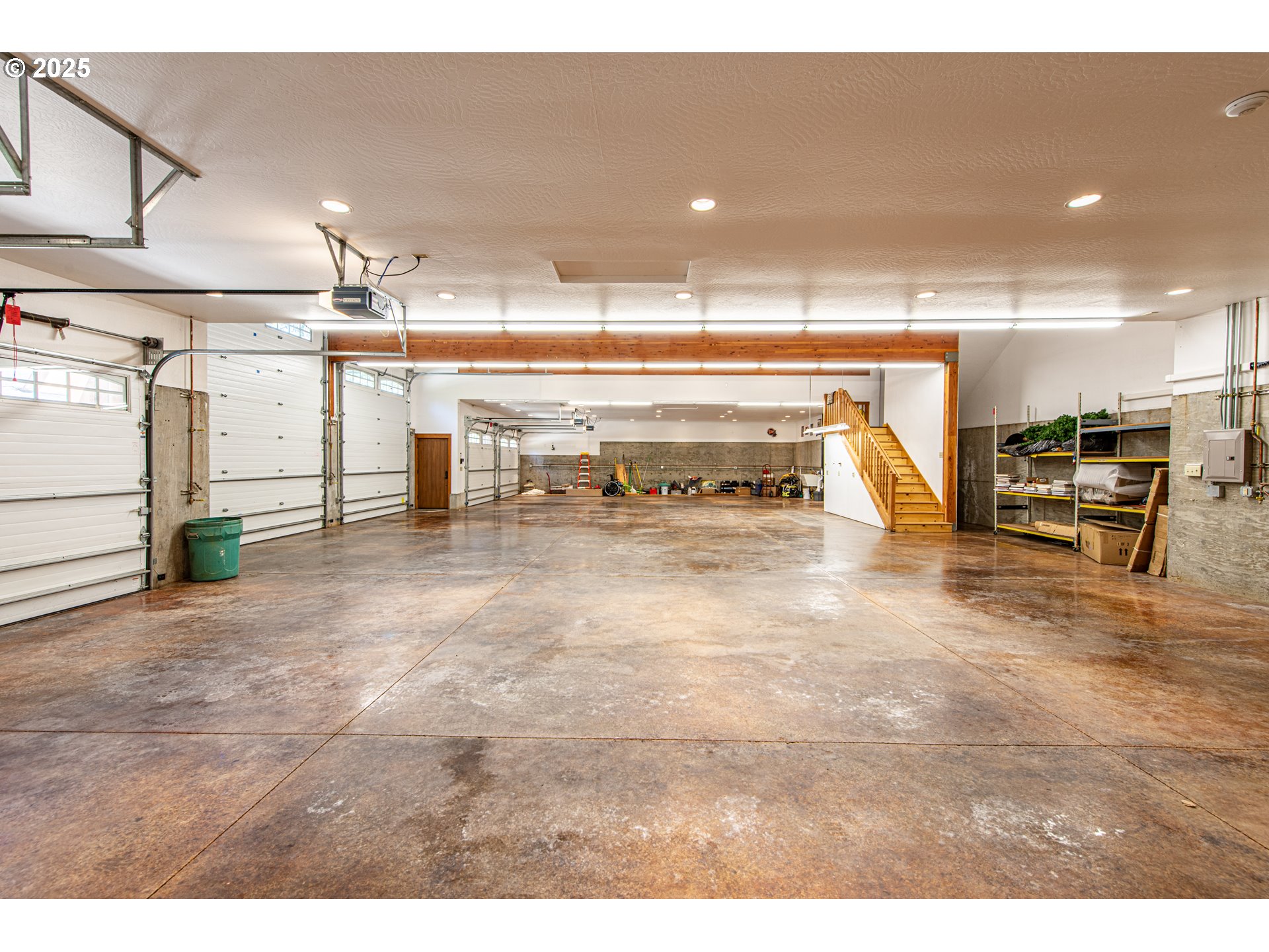 40365 Tonga Lane Springfield, OR 97478 - Photo 43 of 48