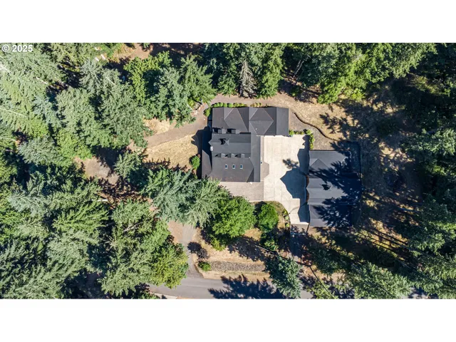 $1,450,000 | 40365 Tonga Lane, Springfield, OR 97478